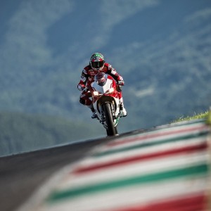 开云平台-跨界共舞，TheShy战术调整惊艳电竞界，湖人未来蓝图点燃篮球梦，电竞与篮球的激情碰撞，TheShy战术蜕变惊艳赛场，湖人新蓝图引燃梦想